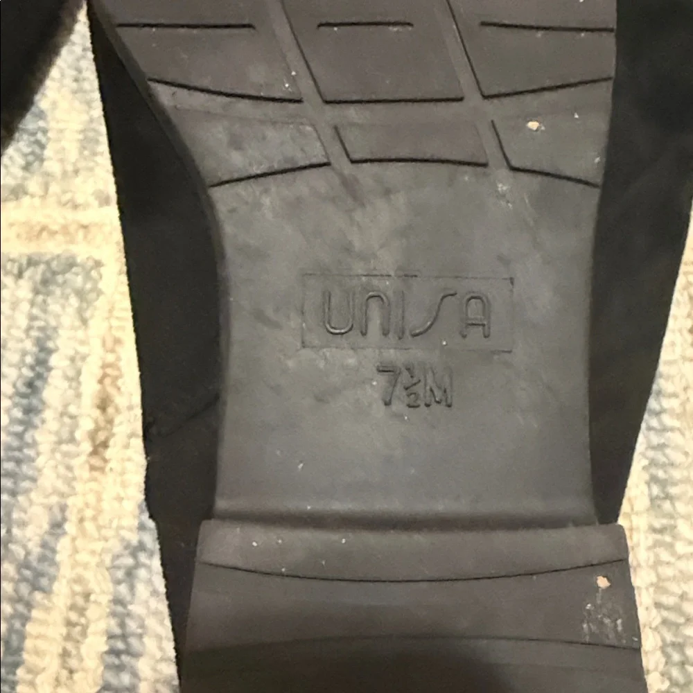 Unisa Women's Classic Over-The-Knee Flat Boot Size7.5